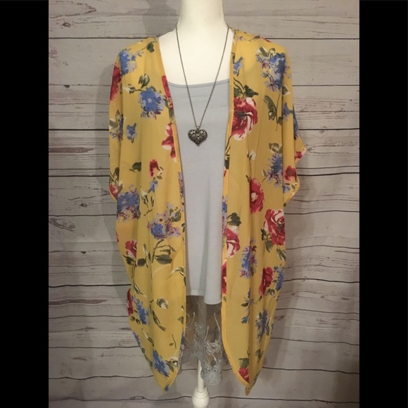Sheer Floral Kimono - Picture 2 of 8